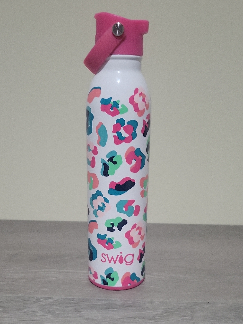 Swig Pink Floral Leopard Stainless Water Bottle
